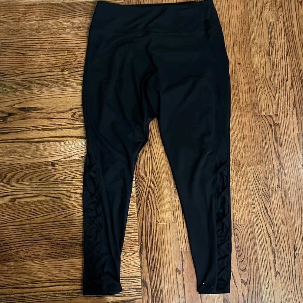 Black Marika Leggings. Ankle length on me. I’m 5’7”